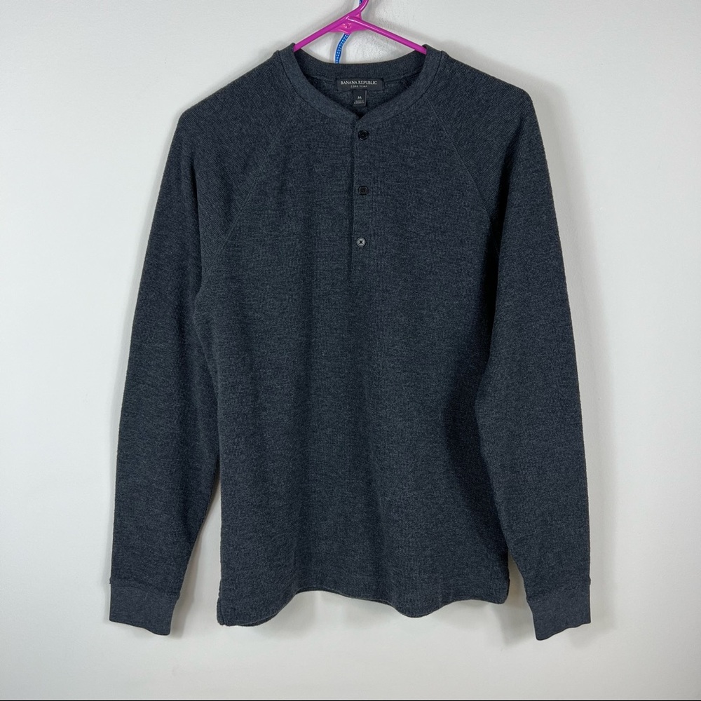 Banana Republic Core Temp Shirt
